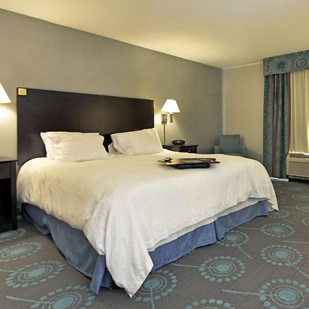 Hampton Inn Defiance Buitenkant foto