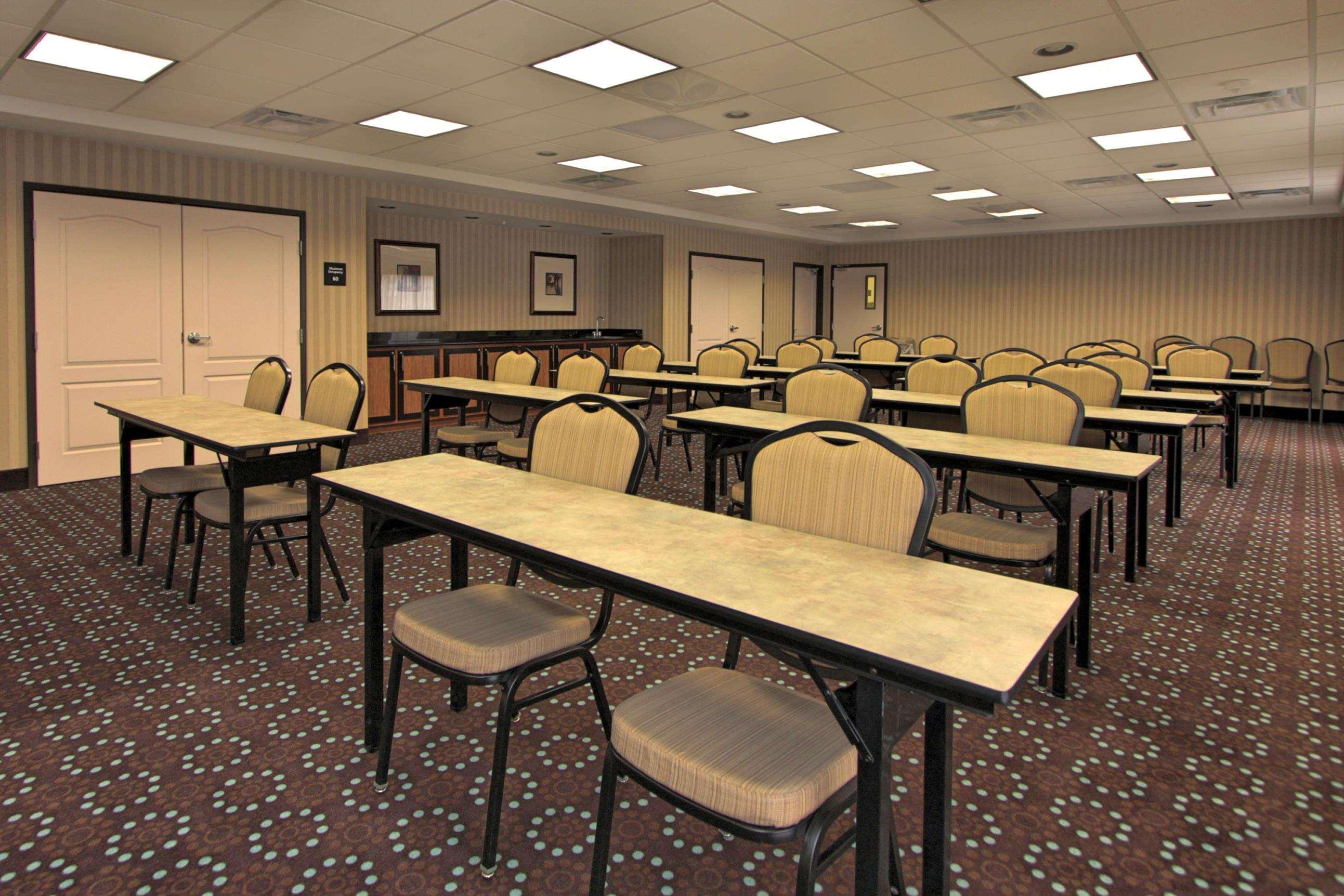 Hampton Inn Defiance Buitenkant foto