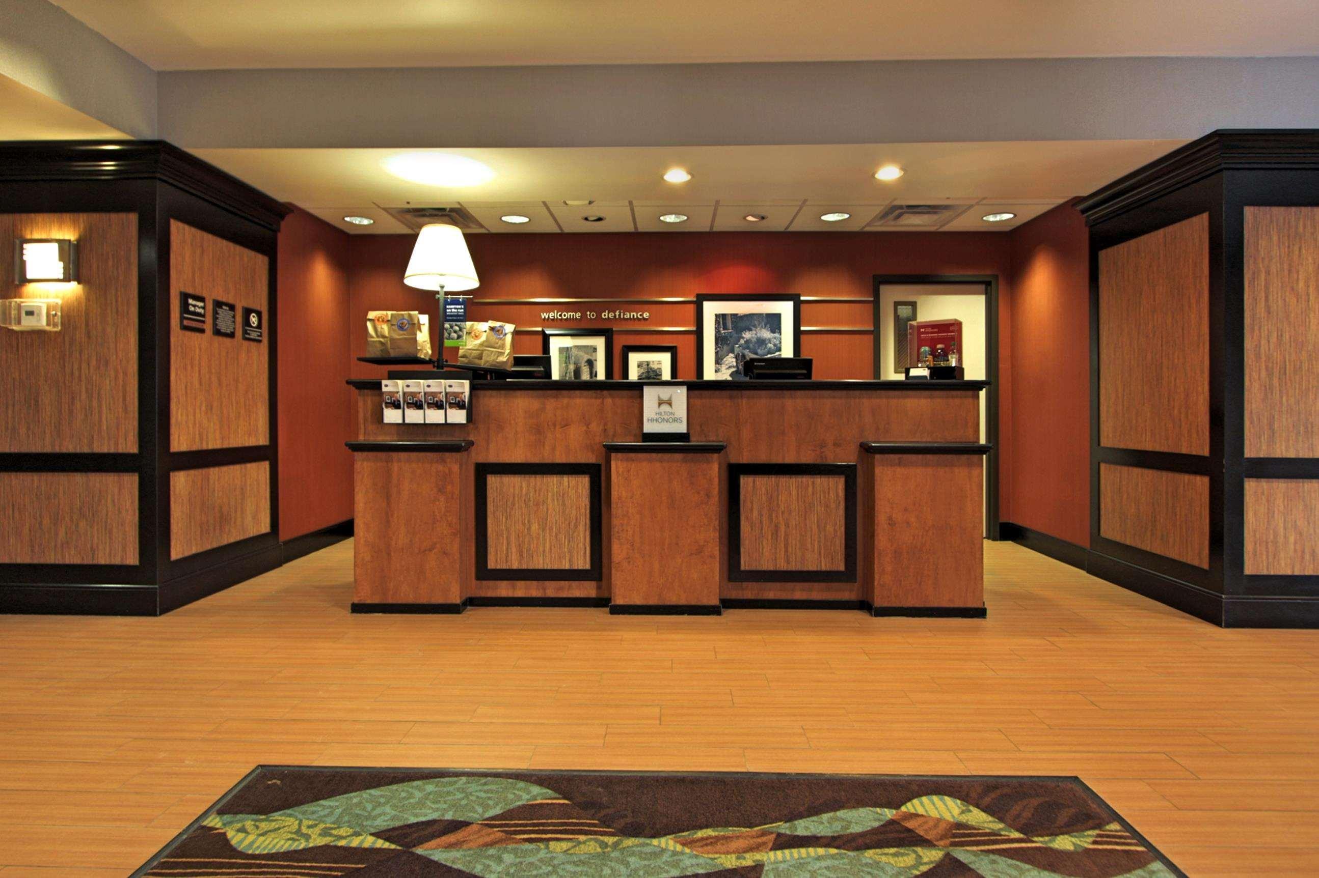 Hampton Inn Defiance Buitenkant foto