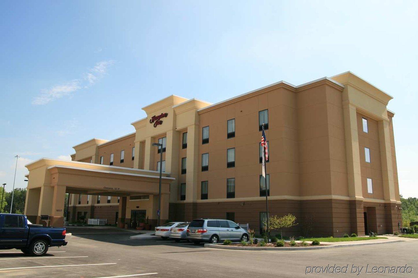 Hampton Inn Defiance Buitenkant foto